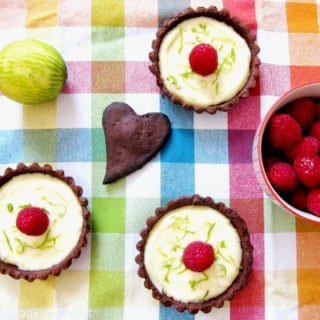 Two-tone-chocolate-tartlets