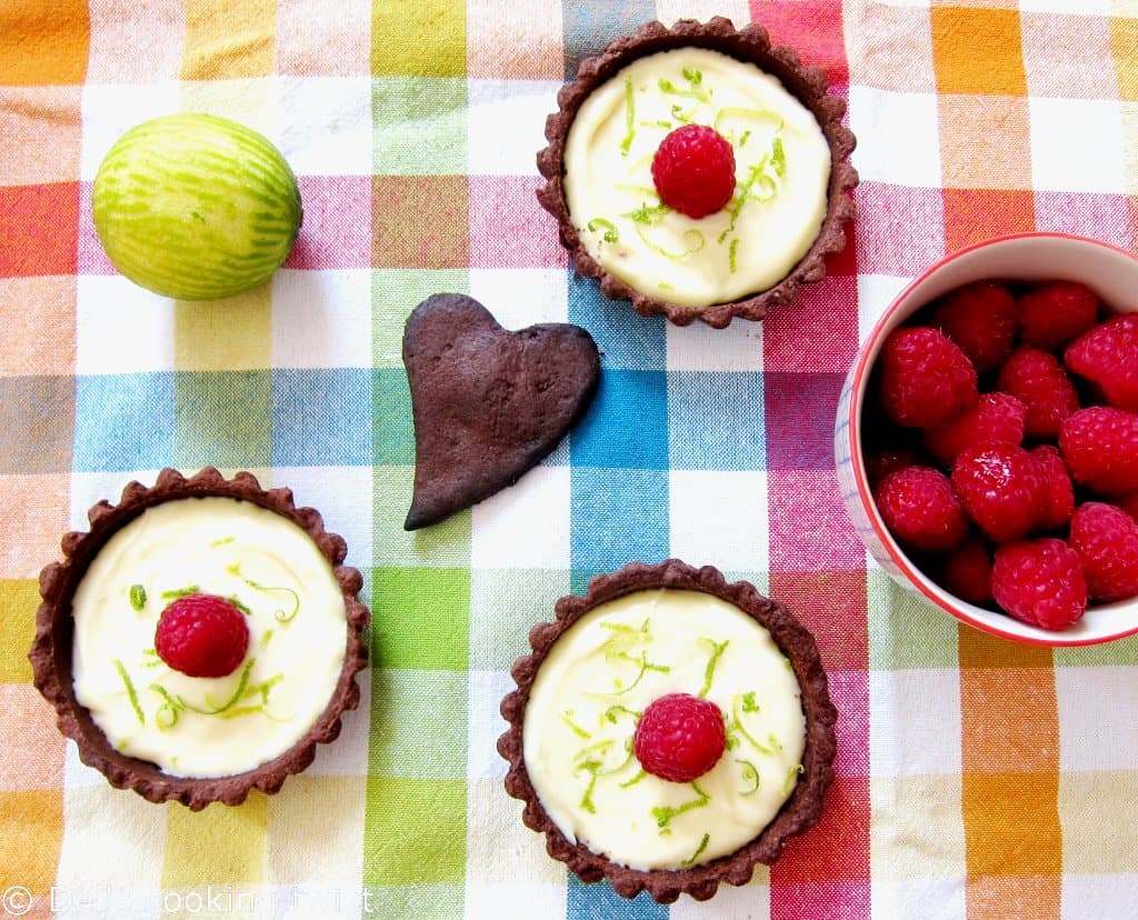 Two-tone-chocolate-tartlets
