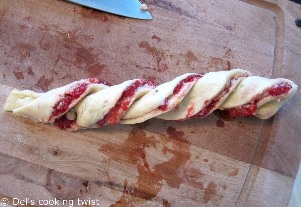 Swedish cardamom and raspberry buns_inprocess_3