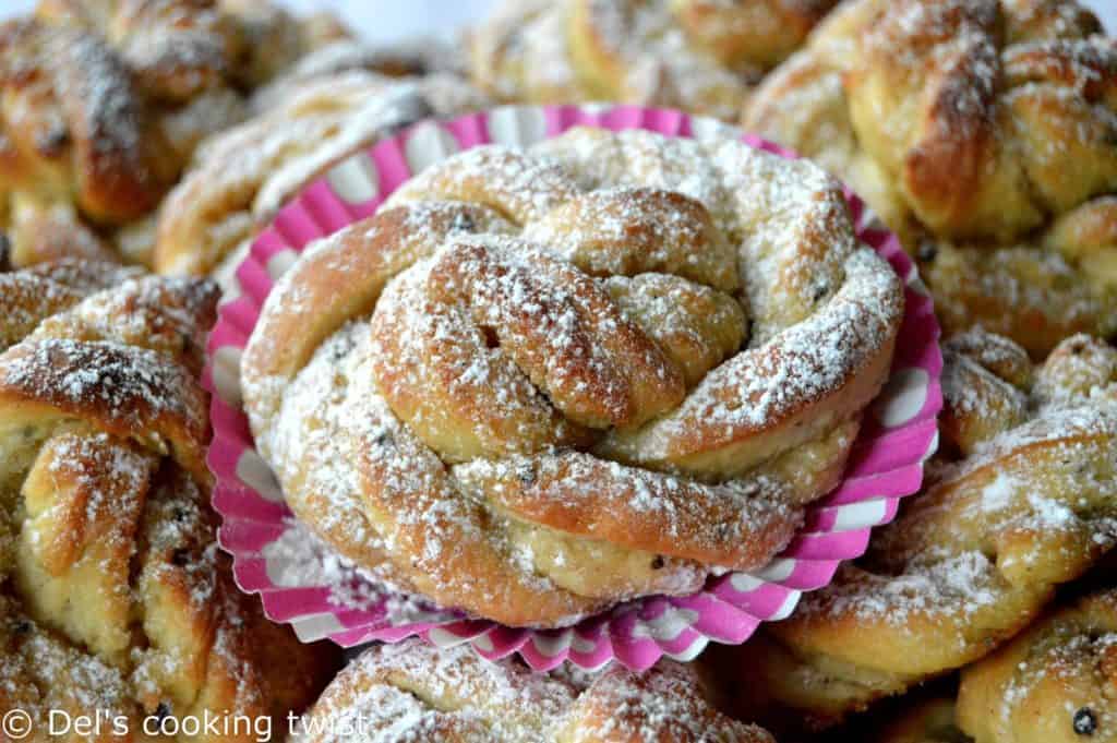 Cardamom buns