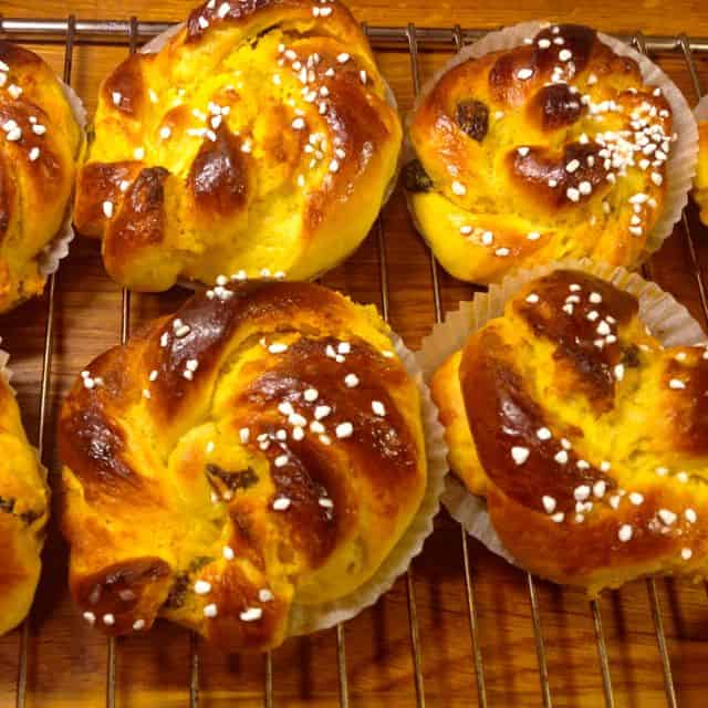 Saffron Buns_hibiscus