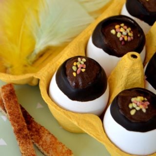 Easter eggs with chocolate mousse