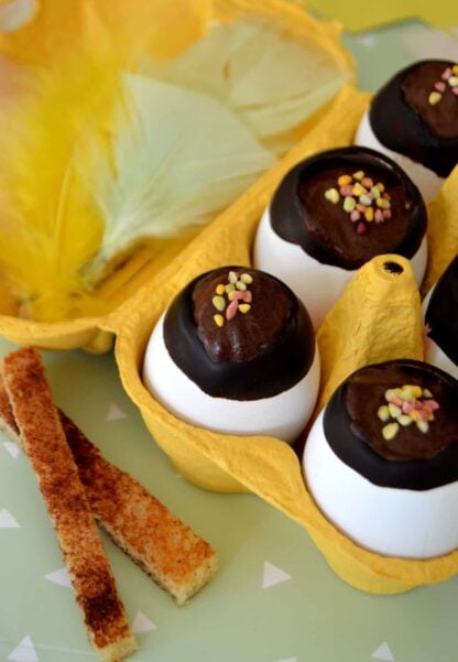 Easter eggs with chocolate mousse