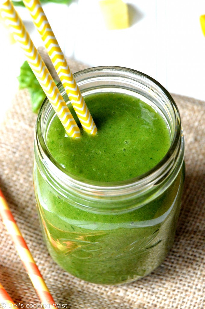 Tropical Green Detox Smoothie