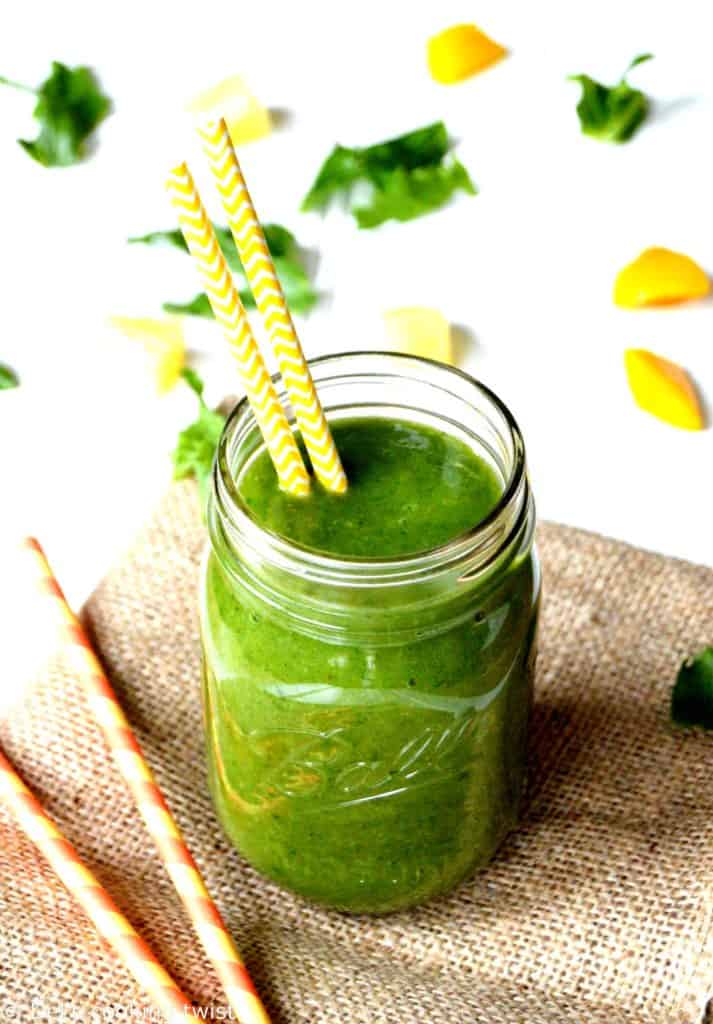 Tropical Green Detox Smoothie