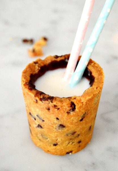 Milk and cookie cups