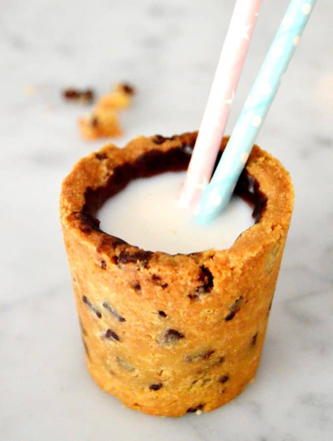 Milk and cookie cups