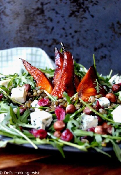 Lentil salad with blue cheese and pears