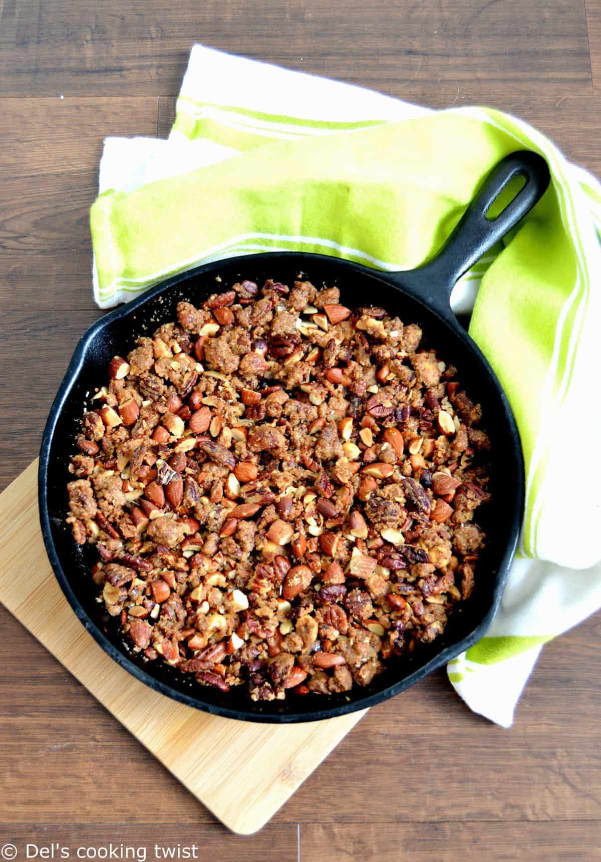 Crunchy pecan pear chocolate crumble