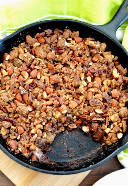 Crunchy pecan pear chocolate crumble