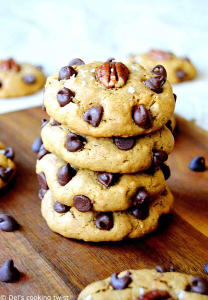 Skinny Oatmeal Peanut Butter Chocolate Chip Cookies