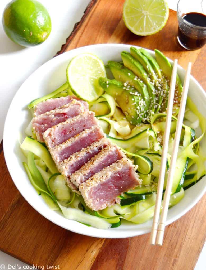 Thon Ahi au sésame grillé et tagliatelles de courgettes