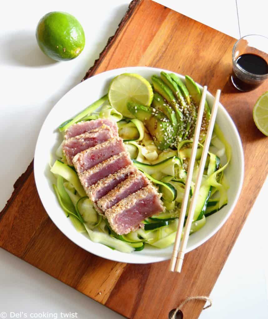 Thon Ahi au sésame grillé et tagliatelles de courgettes