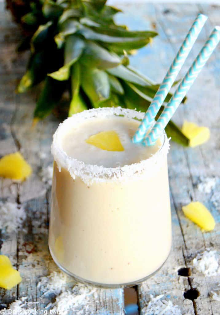 Smoothie tropical ananas et noix de coco