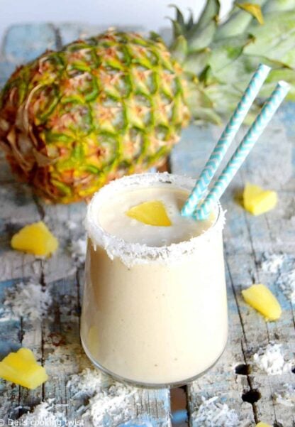 Smoothie tropical ananas et noix de coco