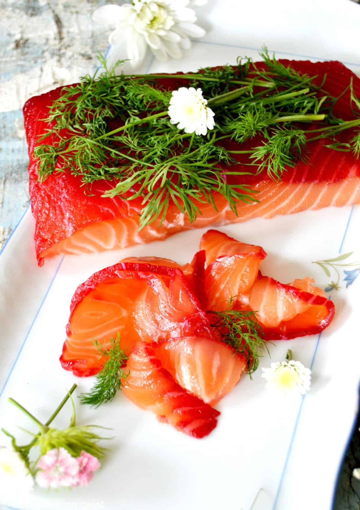 Salmon gravlax