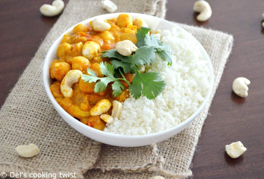 Vegan chickpea curry with cauliflower rice