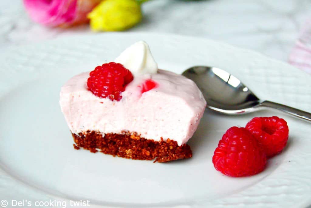 Mini raspberry cheesecakes