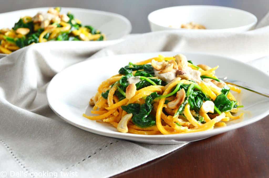 Spaghettis de courge butternut aux épinards et sauce à la noix de cajou