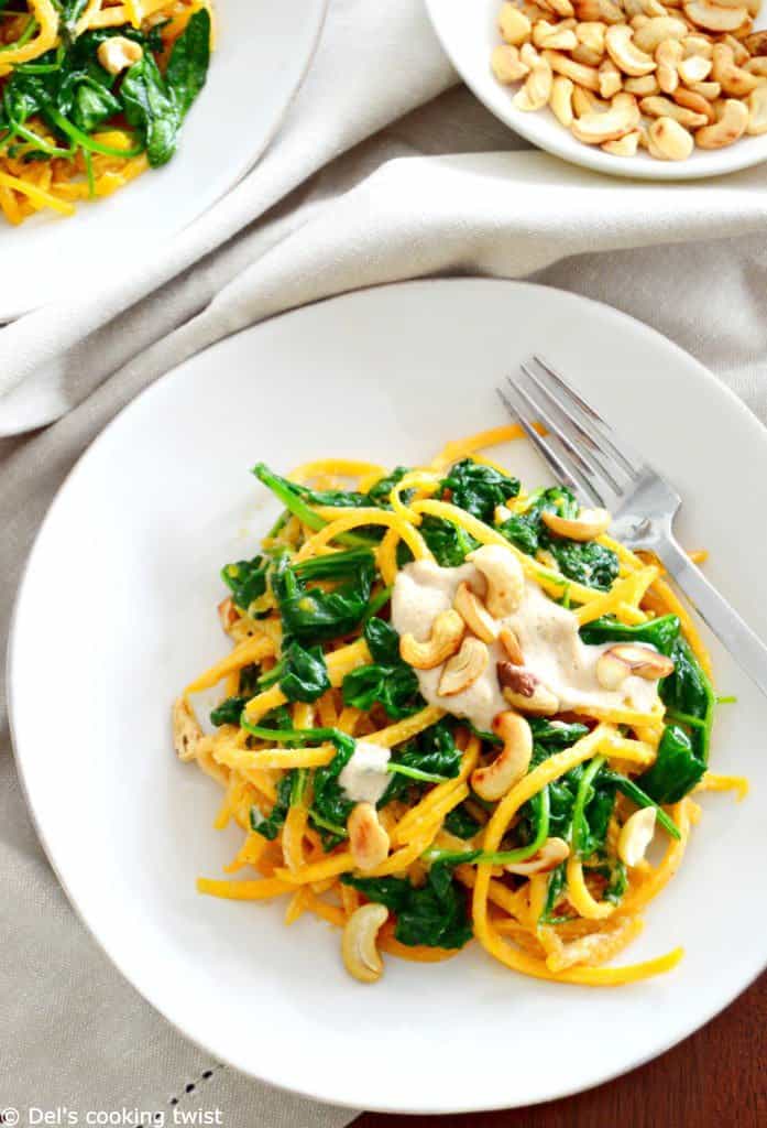 Spaghettis de courge butternut aux épinards et sauce à la noix de cajou