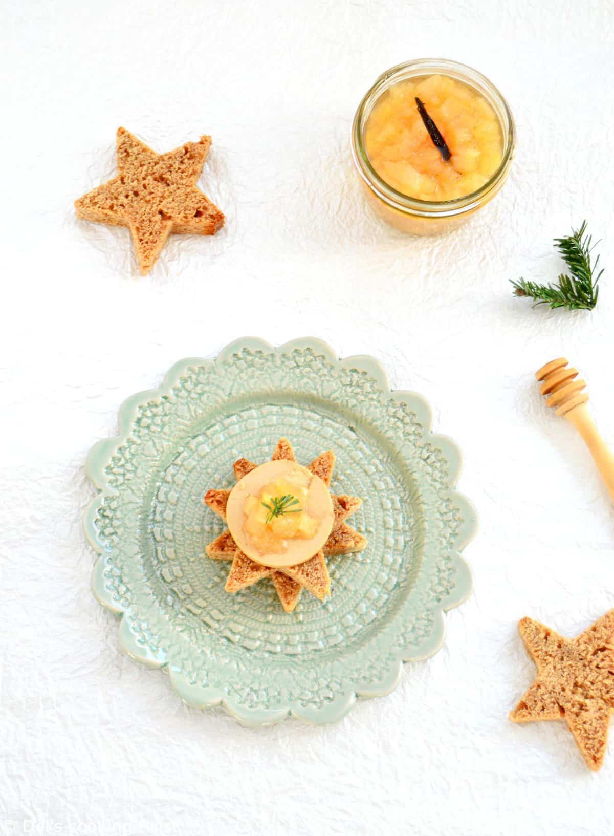 Star-Shaped Gingerbread with Foie Gras and Pear Confit