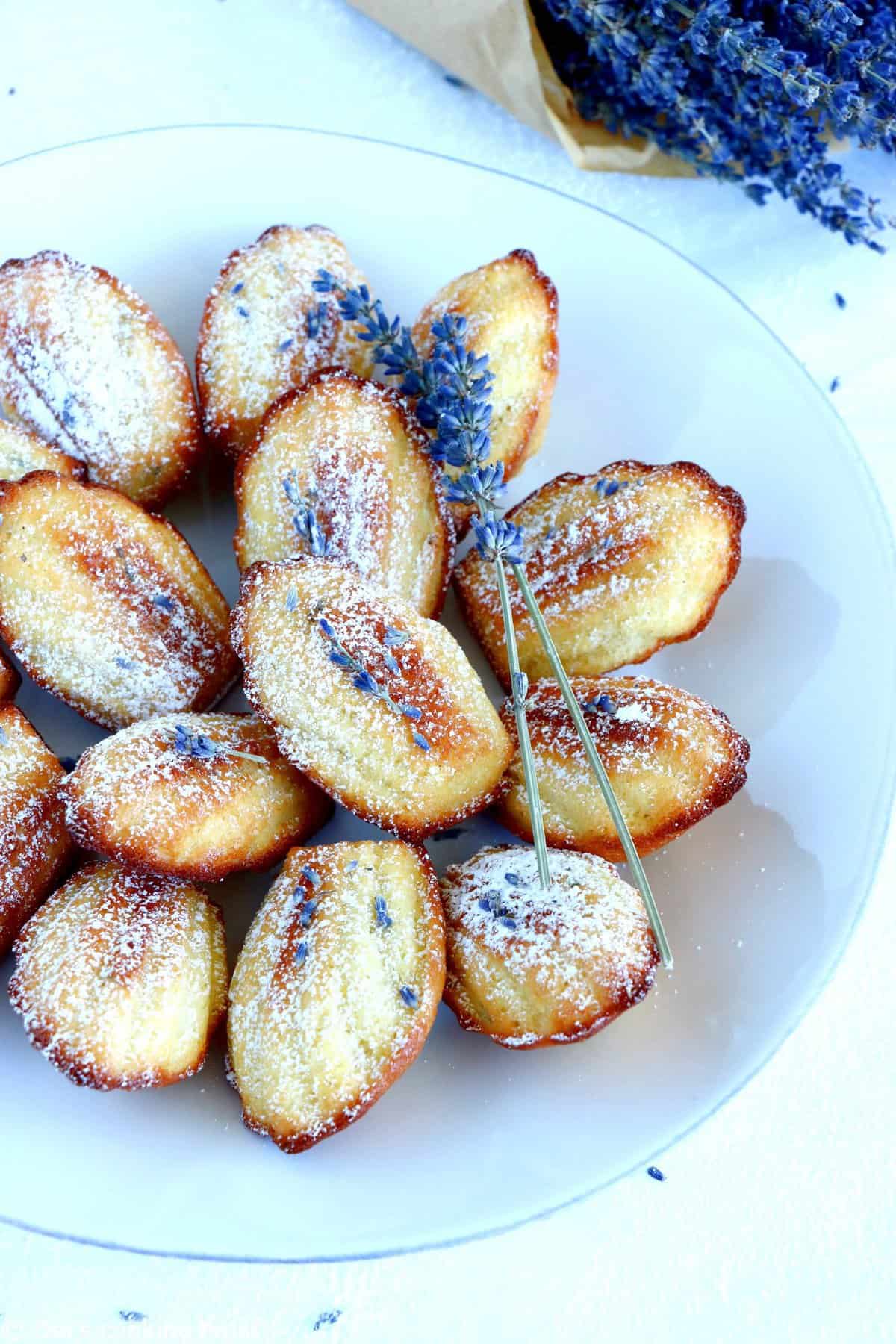 Madeleines au miel et à la lavande