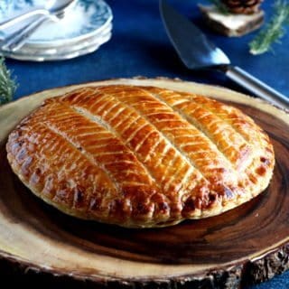 Learn how to bake the traditional French galette des rois with frangipane and a twist of tonka bean bringing stronger vanilla notes.