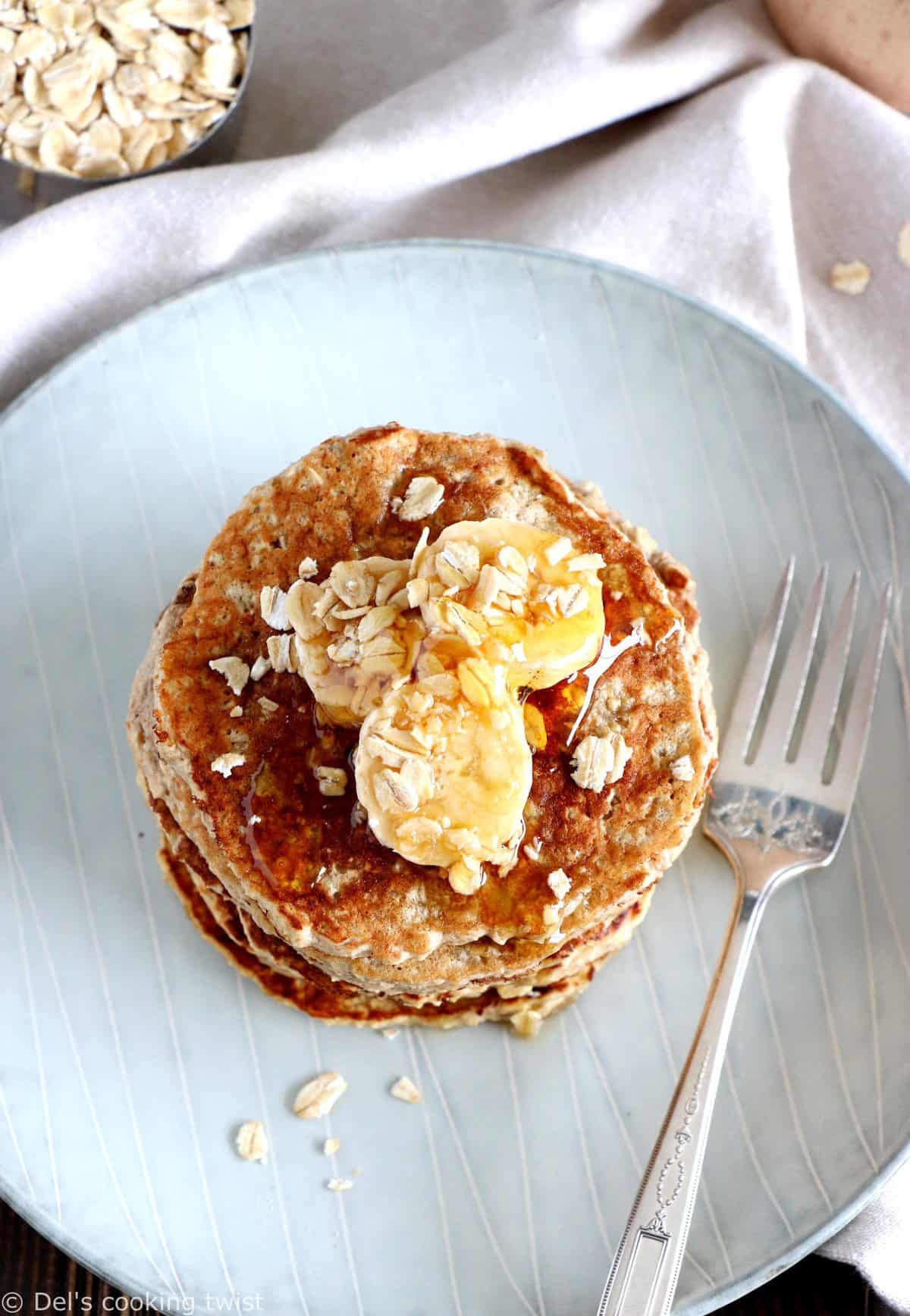 Pancakes express banane et flocons d'avoine (sans gluten, sans lactose)