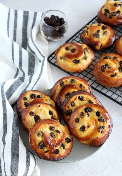 Easy French Pains aux Raisins