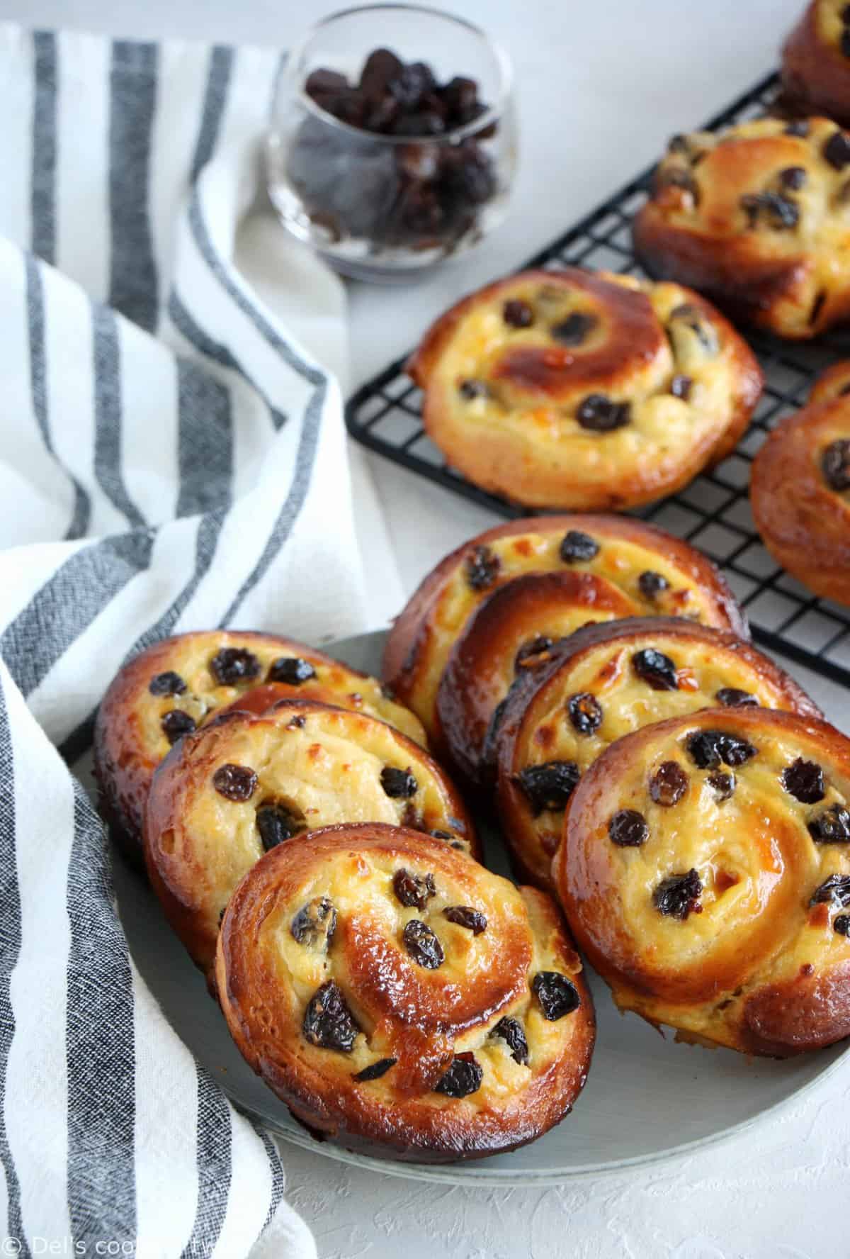 Easy French Pains aux Raisins