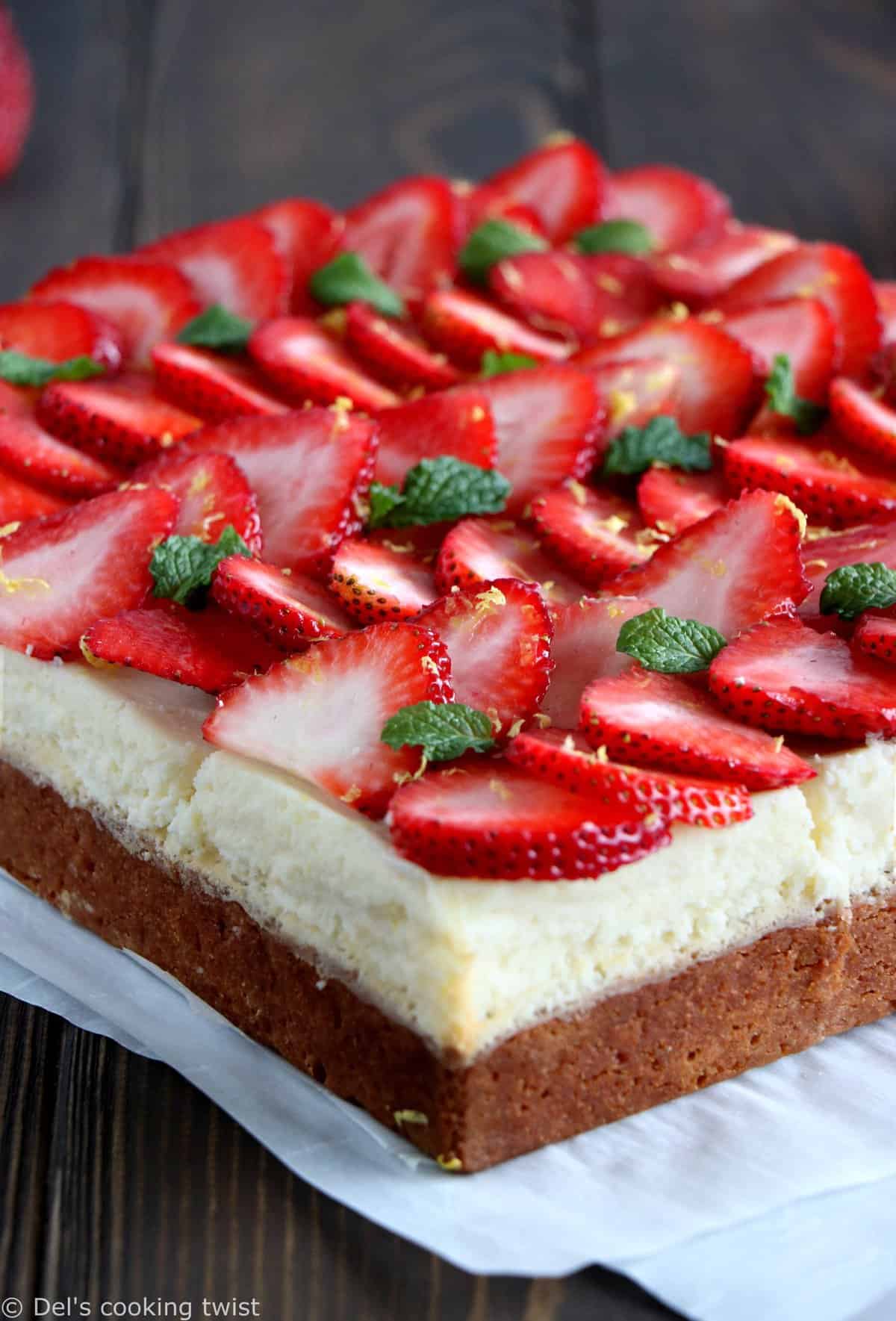 Cheesecake blondies aux fraises