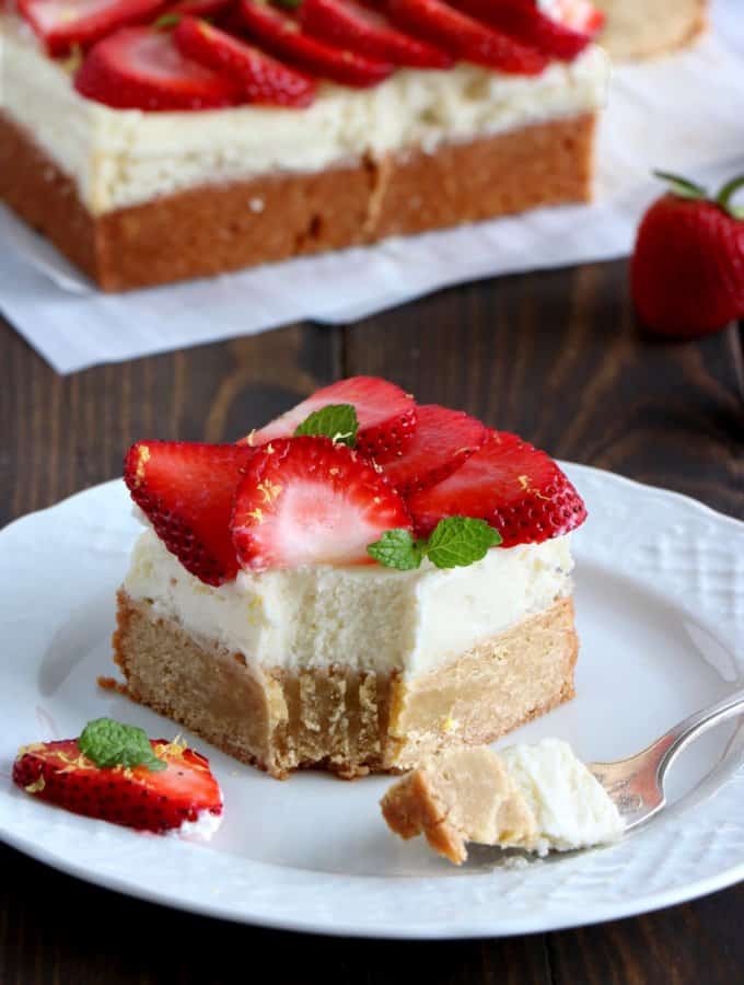 Strawberry Cheesecake Blondies