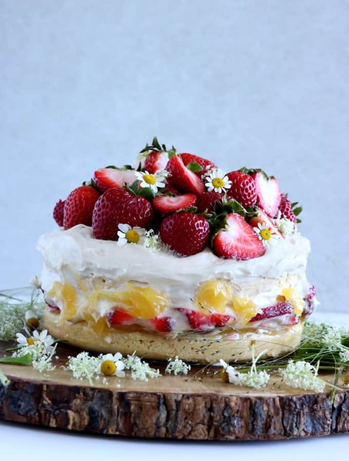 Swedish Midsummer Cake