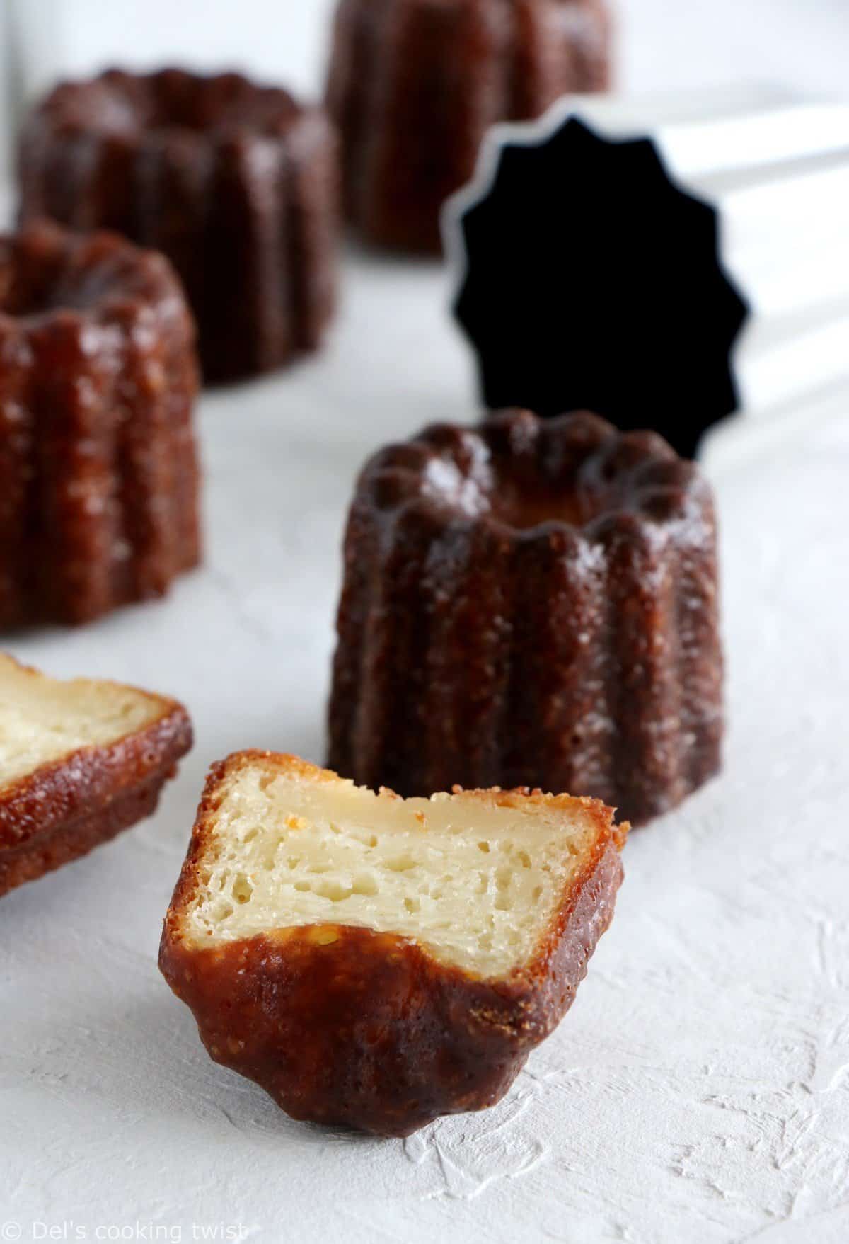 Canelés de Bordeaux