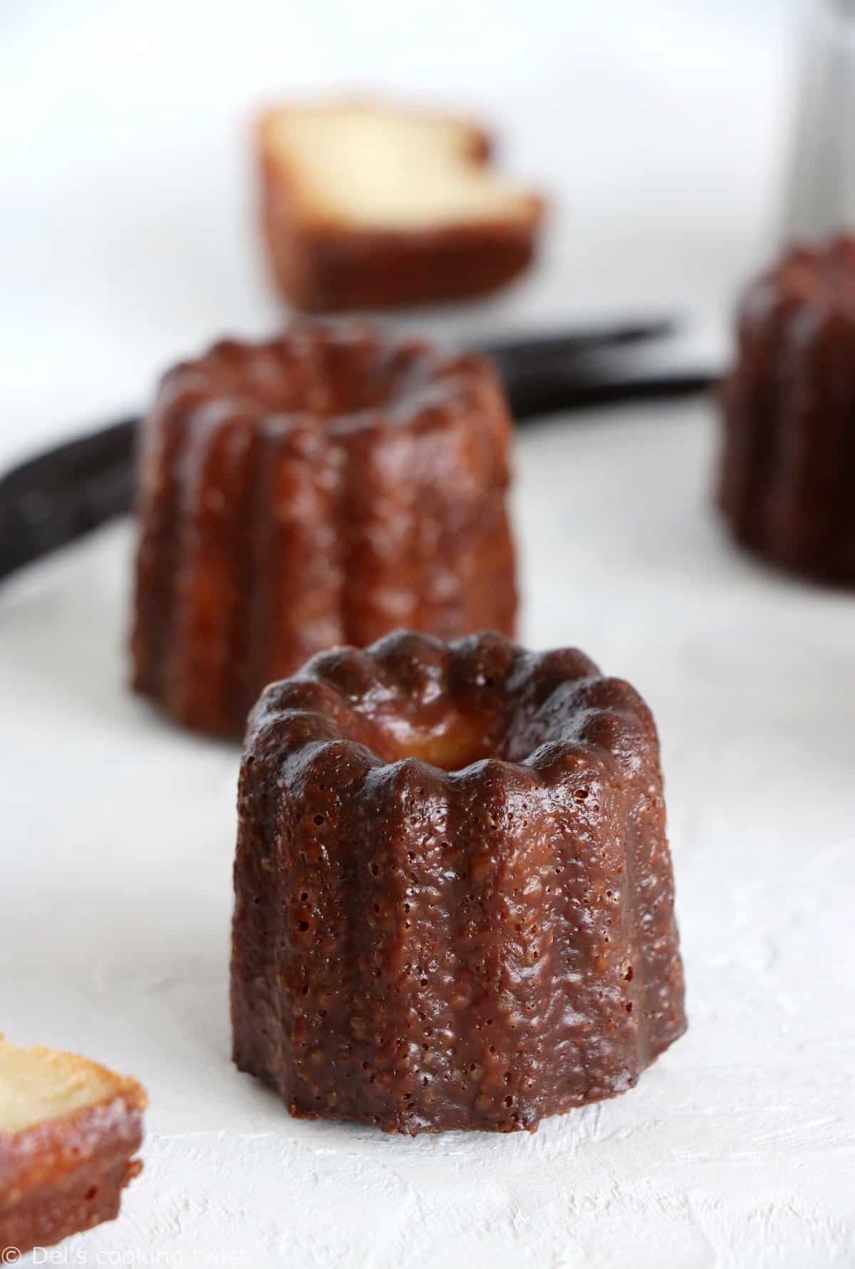 Canelés de Bordeaux