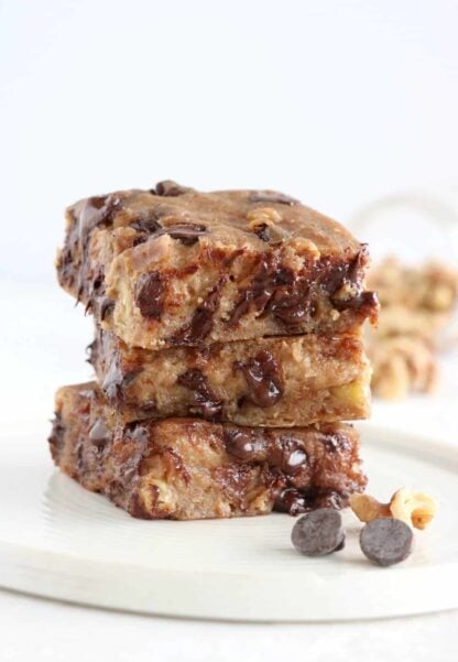 Healthy Vegan Chocolate Chip Blondies