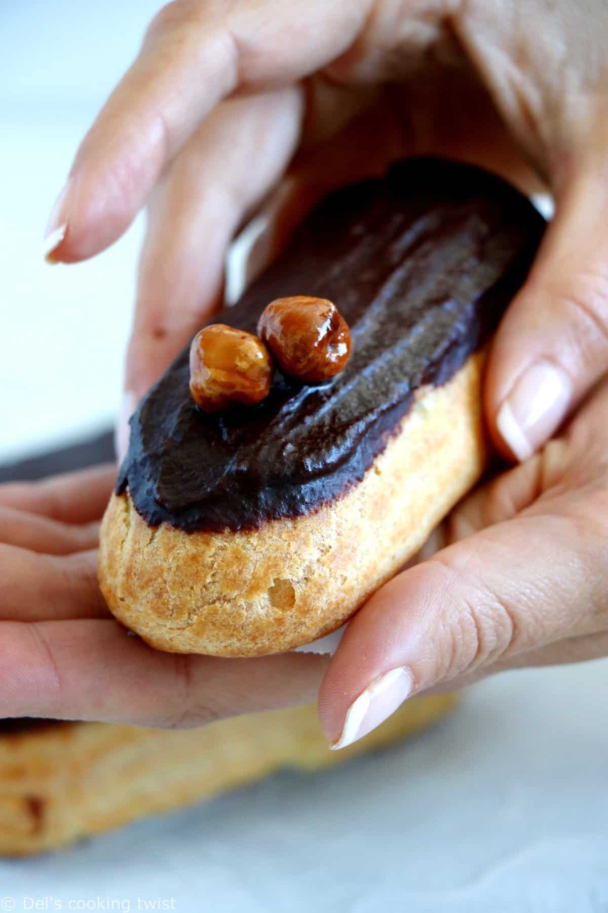 Chocolate Eclairs (éclairs au chocolat) 