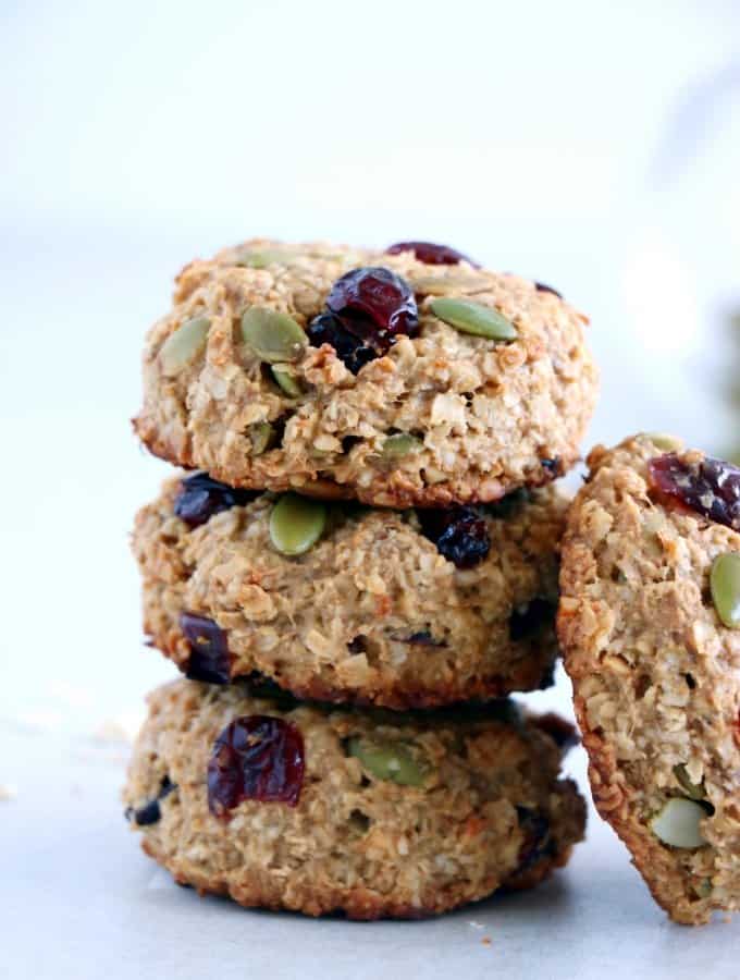 Vegan Banana Oatmeal Cookies