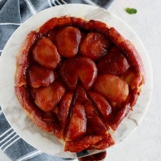 Tarte Tatin Recipe (With Apples and Buttery Crust)