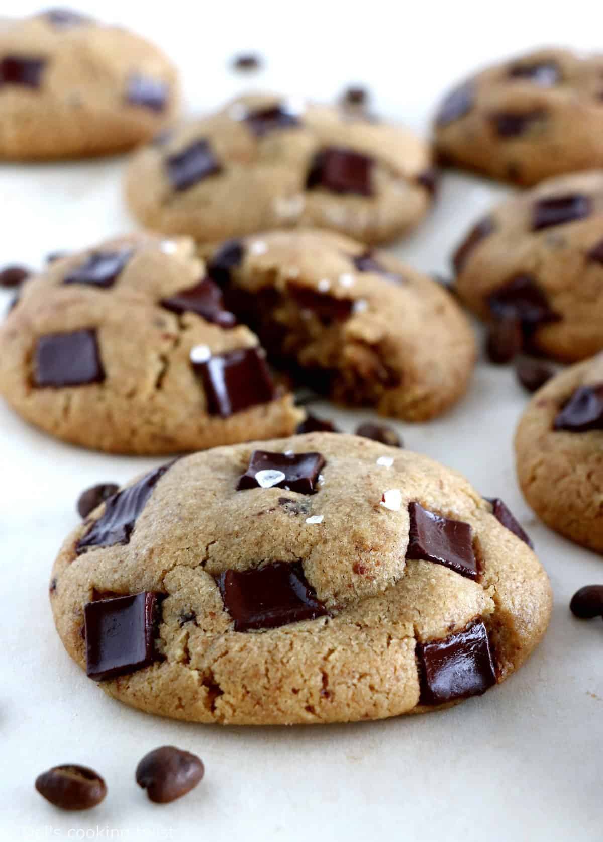 Cookies au beurre noisette, café et tahini