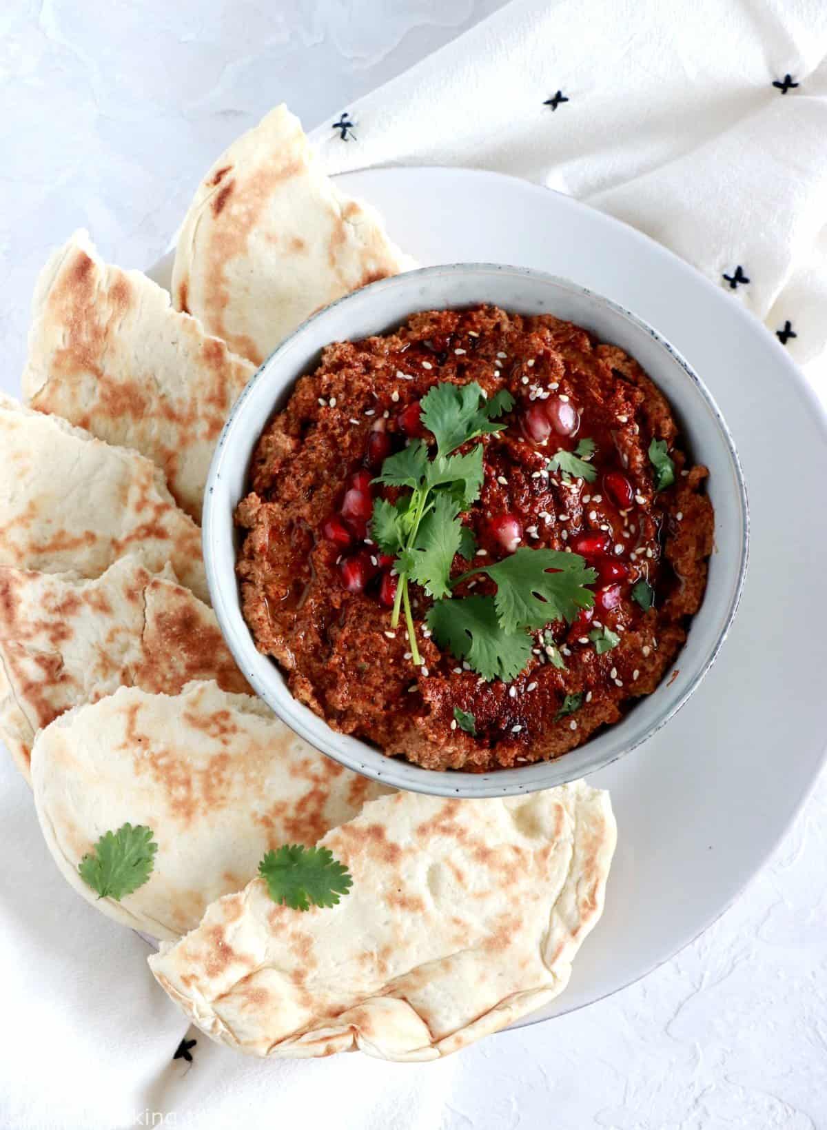 Dip de chou-fleur, harissa et noix