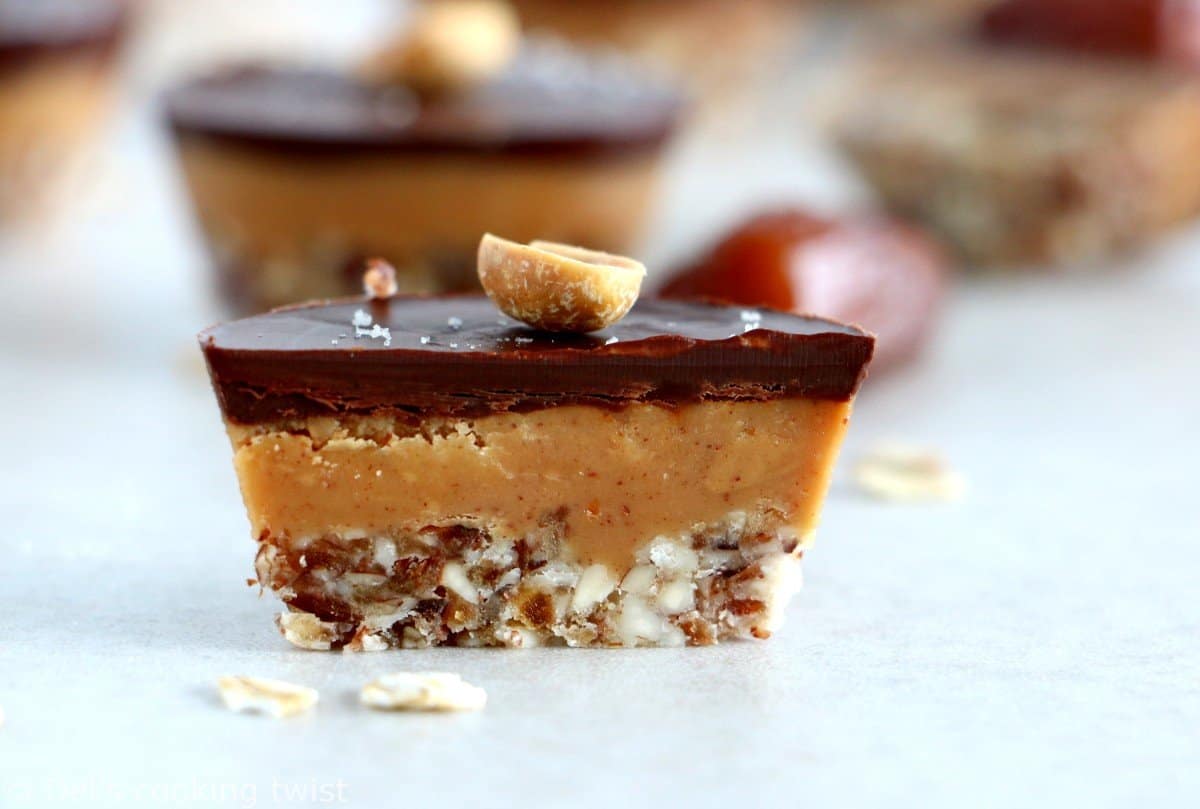 Healthy Oat-Peanut Butter Cups (Vegan)