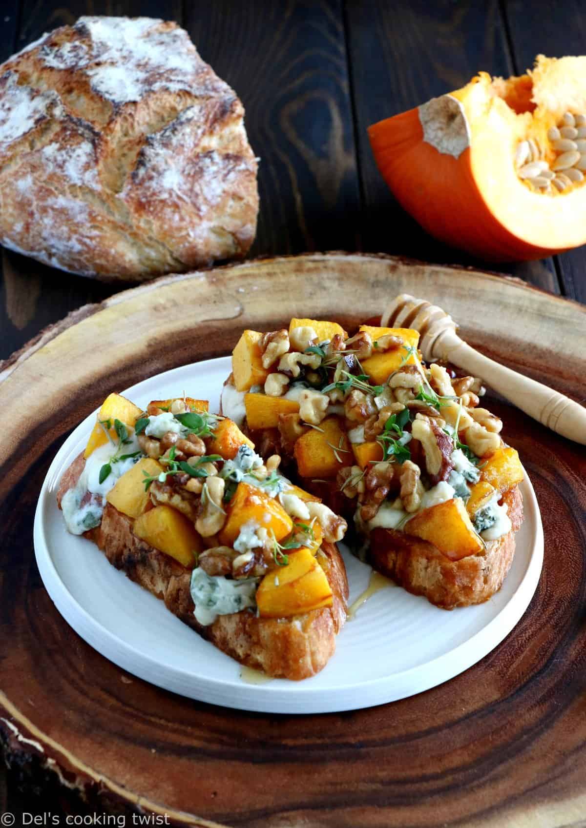 Gather up the bounty of fall with this pumpkin, walnut and blue Cheese bruschetta. This harvest-inspired dish makes a perfect appetizer or side dish to a cozy soup for a lazy weeknight dinner.