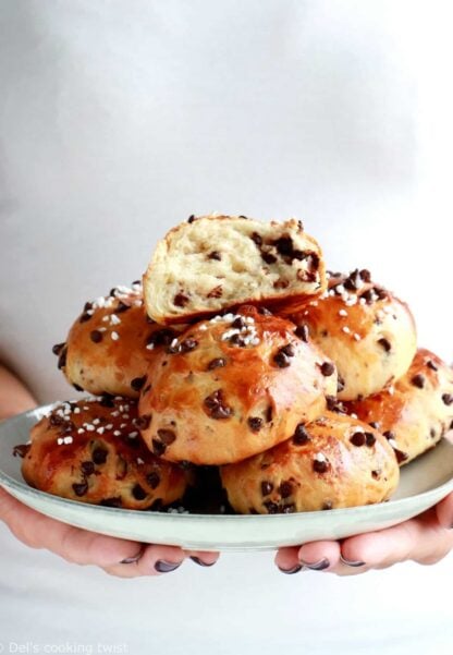 Easy Chocolate Brioche Buns