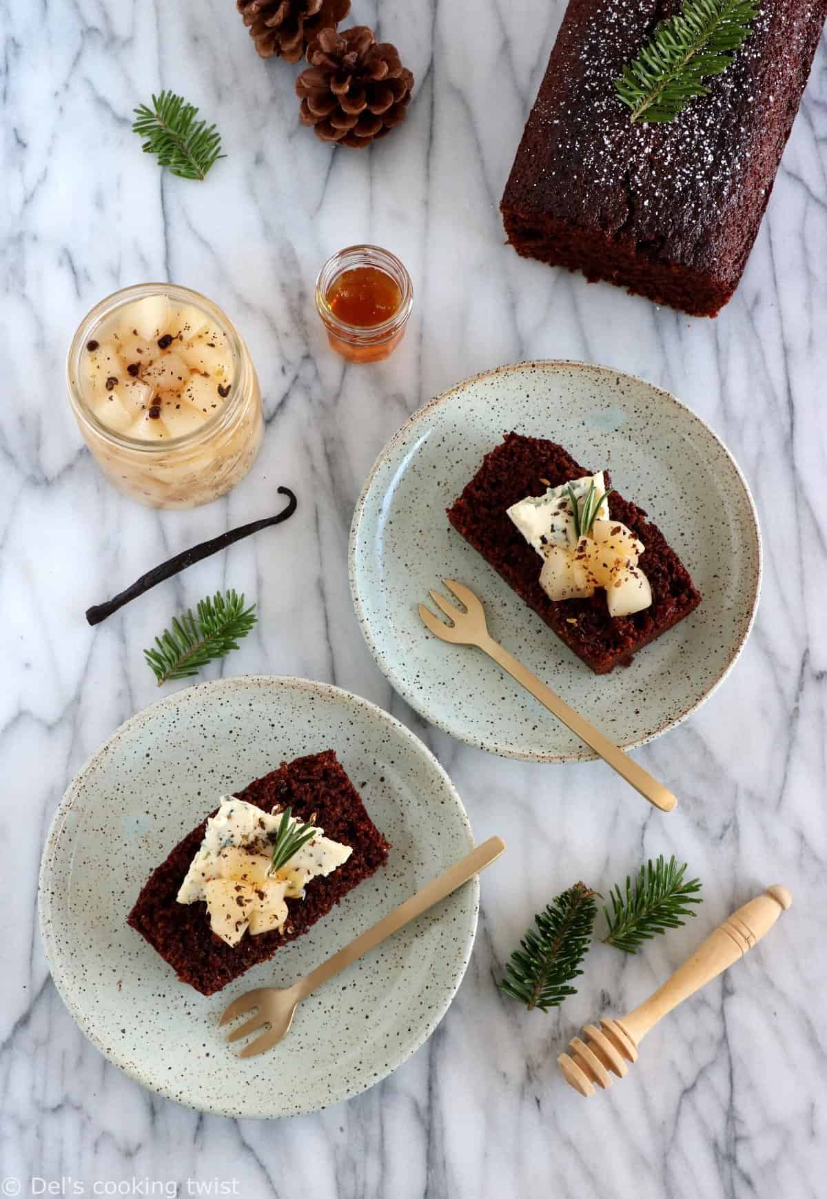 Gorgonzola-Pear Gingerbread Toasts