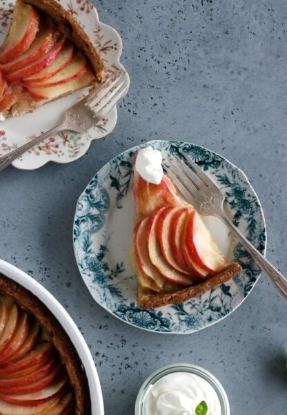 Vegan Sugar-Free Apple Tart