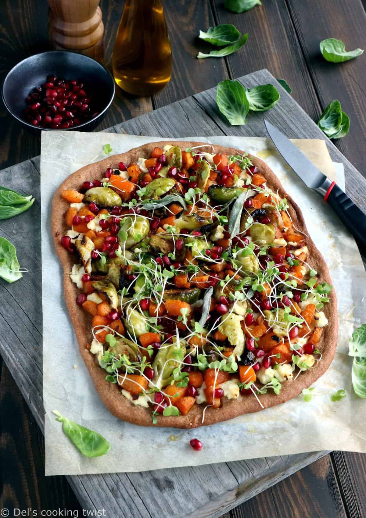 Pizza complète à la courge butternut et aux choux de Bruxelles