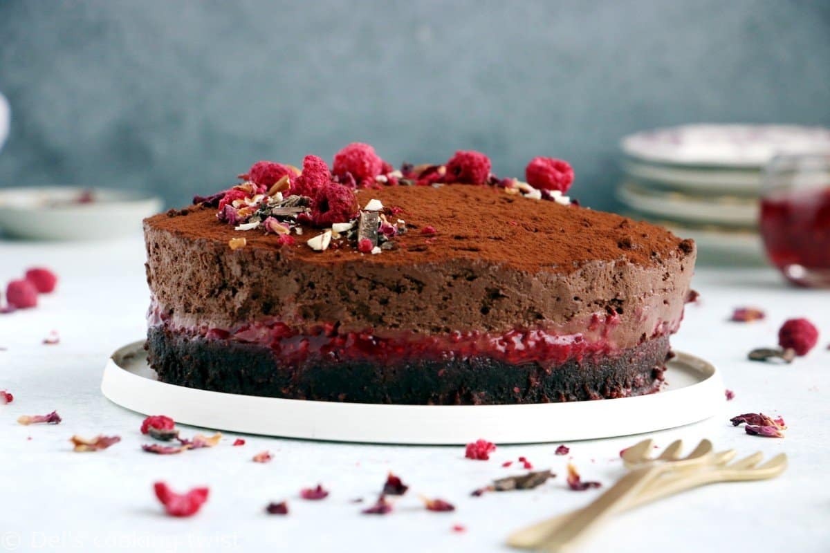 Gâteau mousse au chocolat et framboises