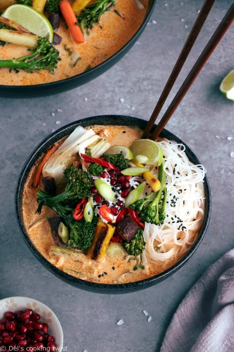 Vegan Thai Red Curry Noodle Soup - Del's cooking twist