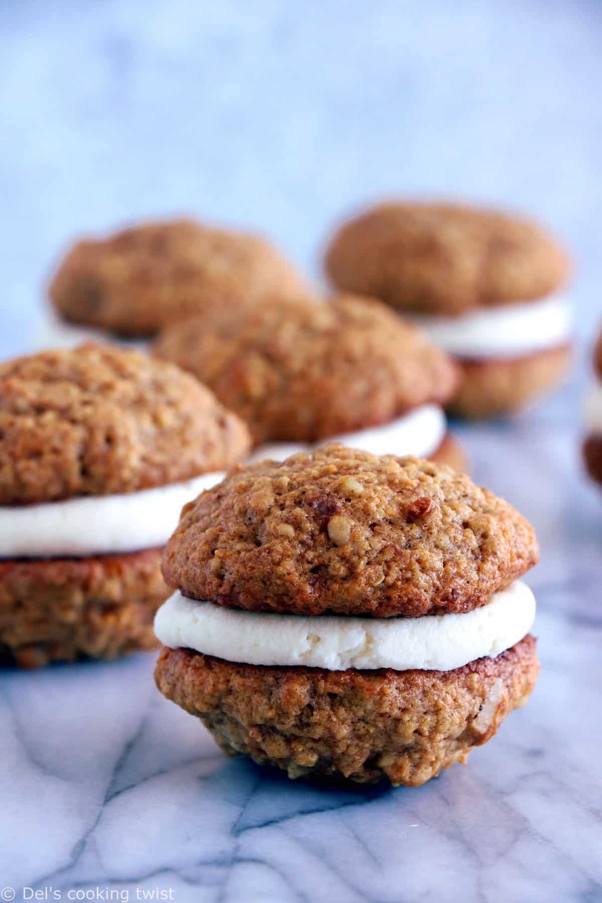 Sandwich cookies façon carrot cake